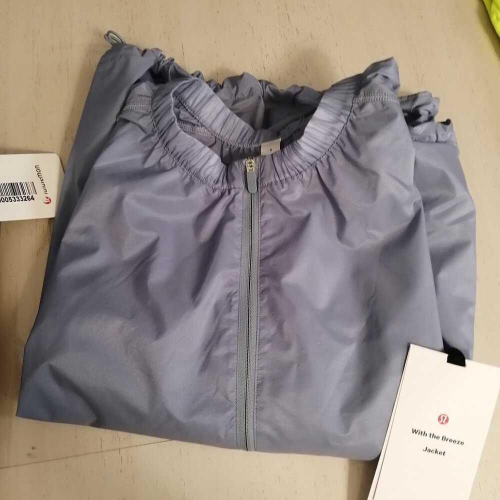 New! Lululemon With The Breeze Jacket Size 8 - Picture 3 of 5